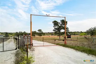 1077 Burdette Wells Rd, Lockhart, TX 78644 - Photo 3