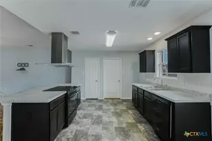 2415 Washington Dr, Belton, TX 76513 - Photo 9