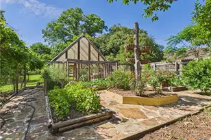 1238 Sleepy Hollow Ln, New Braunfels, TX 78130 - Photo 15