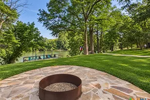 1238 Sleepy Hollow Ln, New Braunfels, TX 78130 - Photo 17