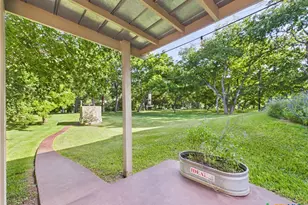 1238 Sleepy Hollow Ln, New Braunfels, TX 78130 - Photo 27