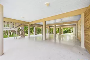 1238 Sleepy Hollow Ln, New Braunfels, TX 78130 - Photo 23