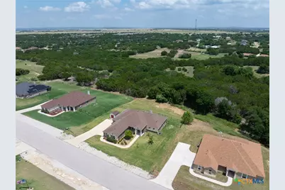 710 Northern Hills Drive, Copperas Cove, TX 76522 - Photo 35