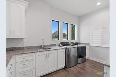 5913 Verden Ridge, New Braunfels, TX 78132 - Photo 19