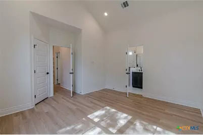 221 Roosevelt Drive, Seguin, TX 78155 - Photo 15
