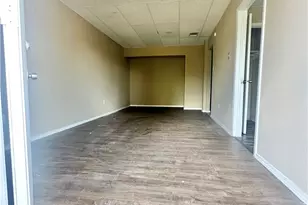 1010 Nelson, Yoakum, TX 77995 - Photo 11