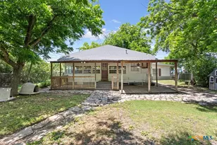 102 S Hogan St, Holland, TX 76534 - Photo 27