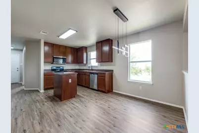 204 Pine Arbol, Buda, TX 78610 - Photo 9