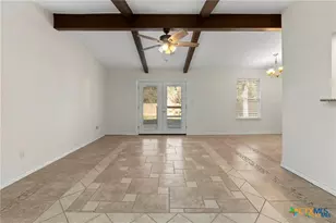 2016 Nevada St, San Marcos, TX 78666 - Photo 7