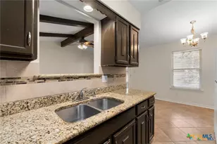 2016 Nevada St, San Marcos, TX 78666 - Photo 13