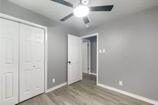 1805 Crestview Dr, Killeen, TX 76549 - Photo 19