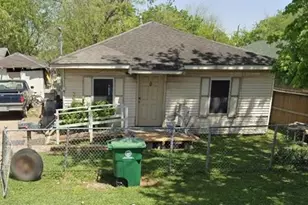 7217 Cowart St, Houston, TX 77020 - Photo 1