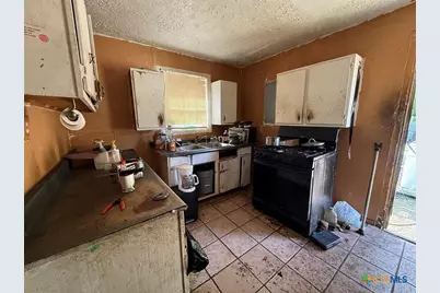 7217 Cowart St, Houston, TX 77020 - Photo 7