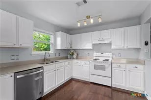 8219 Skyview, Temple, TX 76502 - Photo 9
