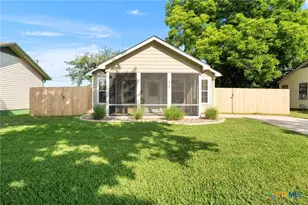510 Neil St, Belton, TX 76513 - Photo 1