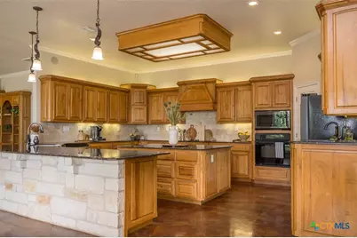 11047 Highview Drive, Belton, TX 76513 - Photo 9