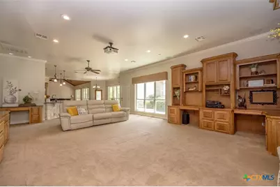 11047 Highview Drive, Belton, TX 76513 - Photo 17