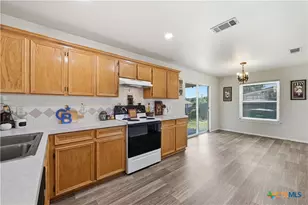 803 Margaret Lee St, Copperas Cove, TX 76522 - Photo 13