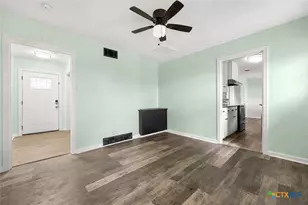 2215 N 9th St, Temple, TX 76501 - Photo 7