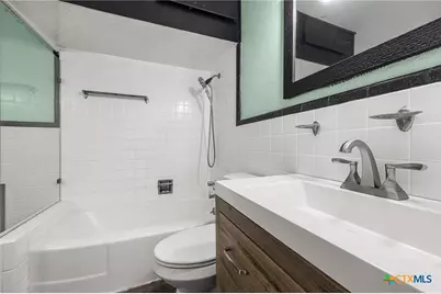 2215 N 9th Street, Temple, TX 76501 - Photo 31