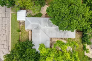 2215 N 9th St, Temple, TX 76501 - Photo 37