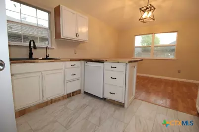 7712 Honeysuckle, Temple, TX 76502 - Photo 5