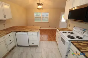 7712 Honeysuckle, Temple, TX 76502 - Photo 3