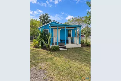 1108 NE Water Street, Victoria, TX 77901 - Photo 1
