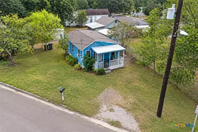 1108 NE Water Street, Victoria, TX 77901 - Photo 15