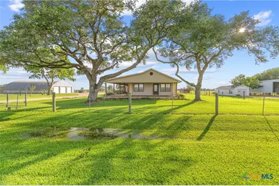 4448 Fm 234, Edna, TX 77957 - Photo 3