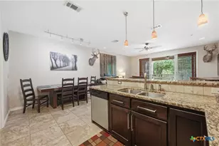 540 River Run, New Braunfels, TX 78132 - Photo 7