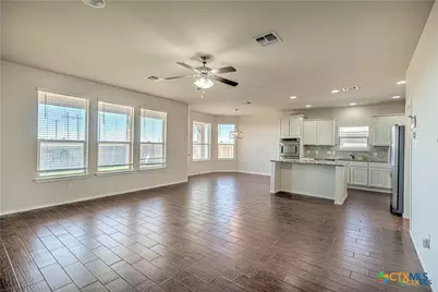 9207 Lake Pointe Drive, Temple, TX 76502 - Photo 7