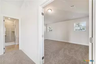 200 Barton Pt, San Antonio, TX 78108 - Photo 21