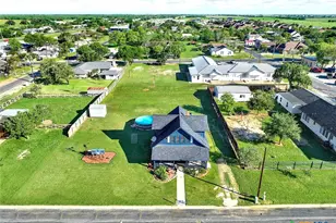205 Brinkoeter St, Poth, TX 78147 - Photo 3