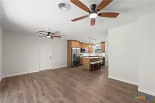606 S 25th St, Copperas Cove, TX 76522 - Photo 9