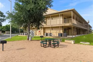 1554 Gruene Rd, New Braunfels, TX 78130 - Photo 27