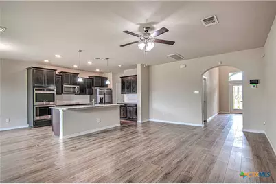 6107 Lavaca Drive, Belton, TX 76513 - Photo 7