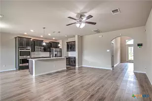 6107 Lavaca Dr, Belton, TX 76513 - Photo 7