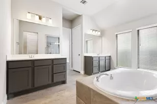 1952 Highland, Seguin, TX 78155 - Photo 13