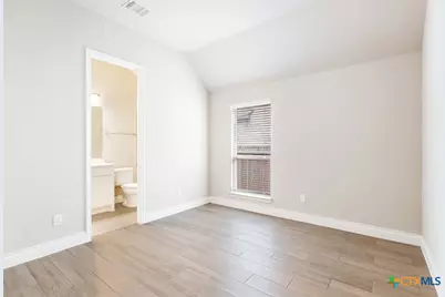 1952 Highland, Seguin, TX 78155 - Photo 17