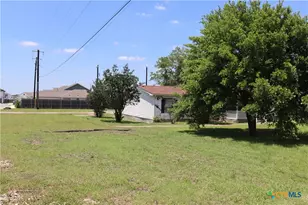 12000 Mustang Mesa Dr, Buda, TX 78610 - Photo 9