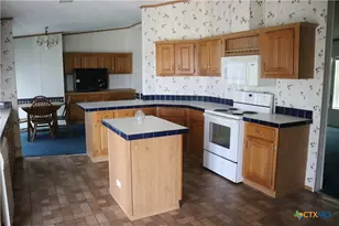 12000 Mustang Mesa Dr, Buda, TX 78610 - Photo 3