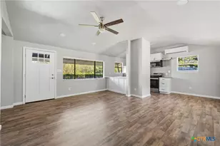 507 Bliss Ln, San Marcos, TX 78666 - Photo 5