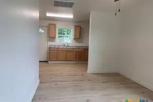 602 S 26th St, Temple, TX 76501 - Photo 5