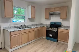 602 S 26th St, Temple, TX 76501 - Photo 3
