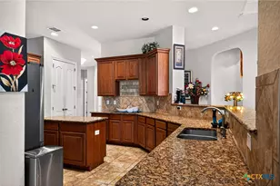 3207 Big Pond, San Antonio, TX 78261 - Photo 9