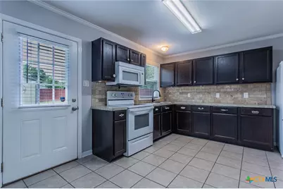 102 Circle Drive, Belton, TX 76513 - Photo 5
