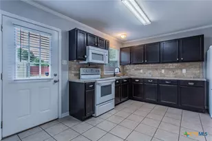 102 Circle Dr, Belton, TX 76513 - Photo 5