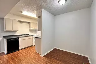 1706 N Interstate 35, San Marcos, TX 78666 - Photo 5