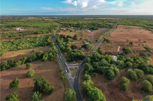 3041 Fm 671, Luling, TX 78648 - Photo 9